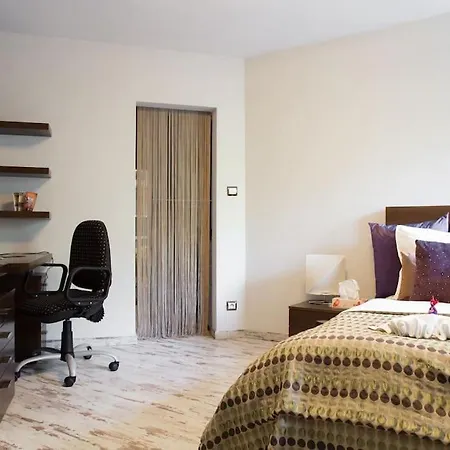 Apartment Old In Ba/5*luxus/3xtv/bar Internet Pressburg
